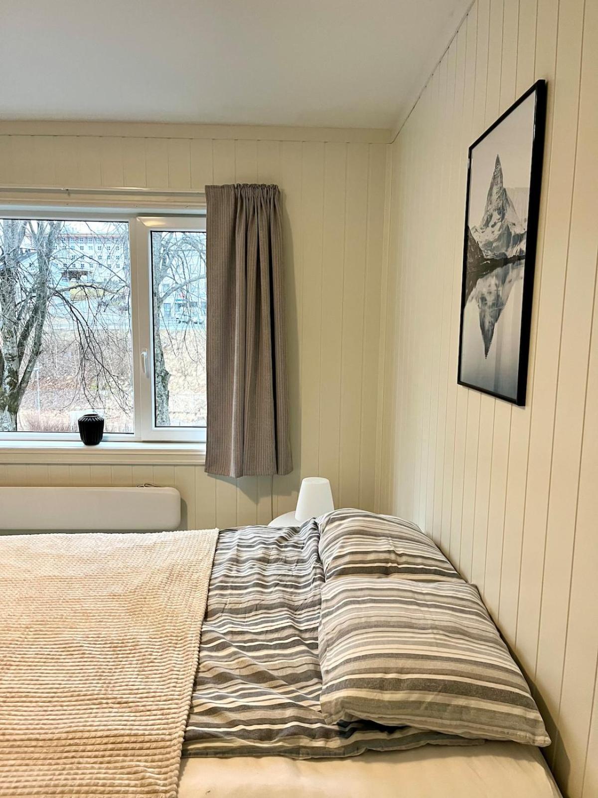 Apartment In The Heart Of Åndalsnes Extérieur photo